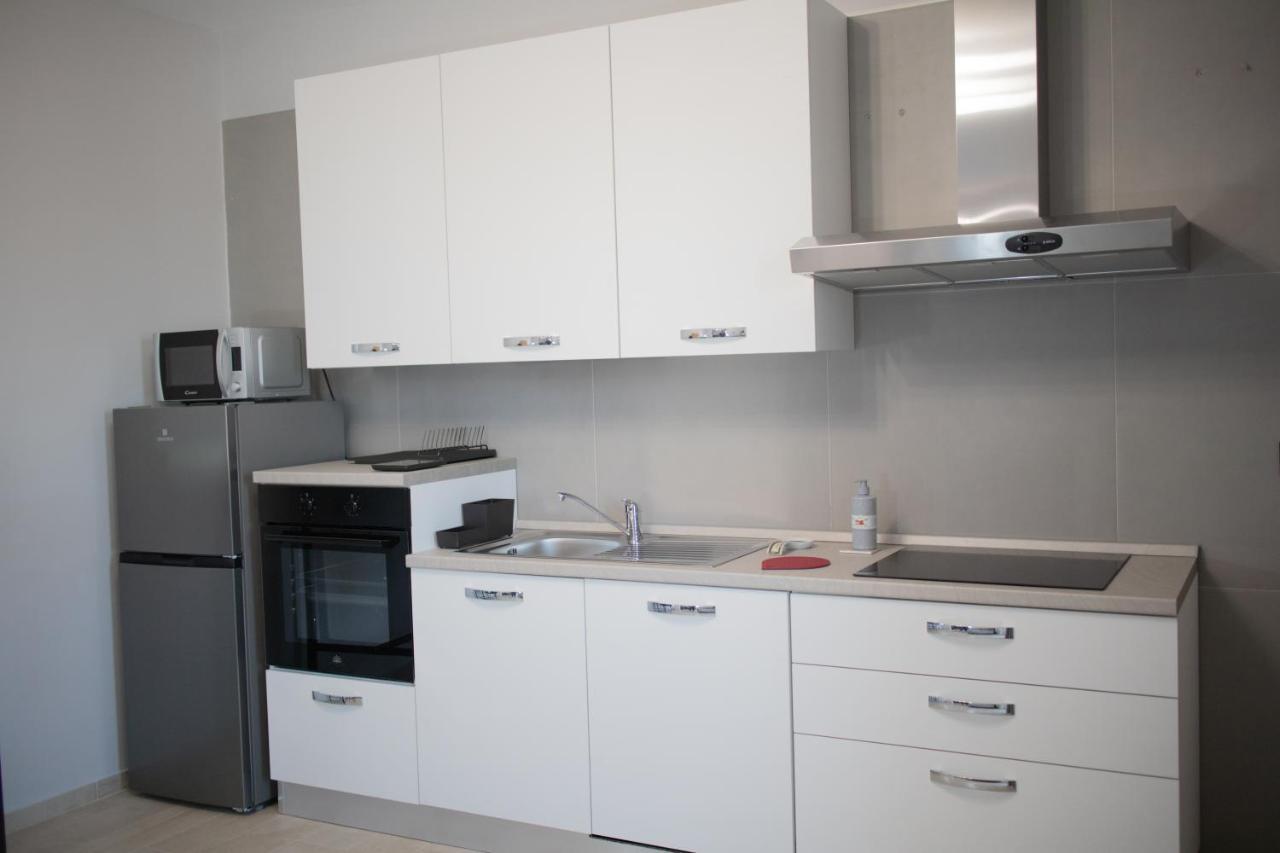 E-Twelve Apartment Неаполь Экстерьер фото
